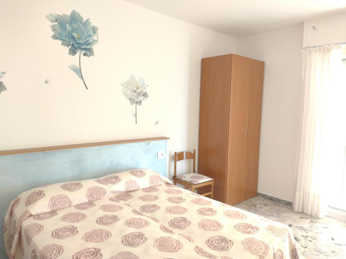 Apartmán Casa Fronte Mare Ventimiglia Exteriér fotografie